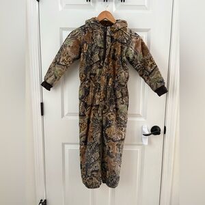 Cabela’s Boys 6/7 hunting suit coveralls camouflage